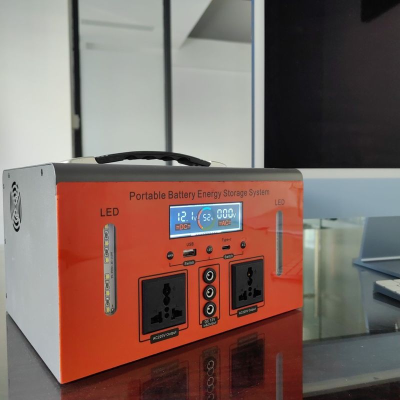 Dış mekan faaliyetleri için taşınabilir 300W/500W güneş paneli şarj mobil şarj istasyonu